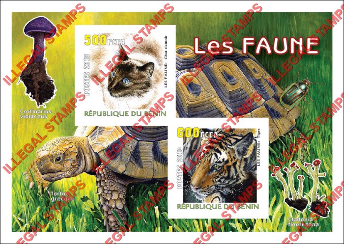 Benin 2010 Fauna Illegal Stamp Souvenir Sheet of 2 Benin 2010 Fauna Illegal Stamp Souvenir Sheet of 2
